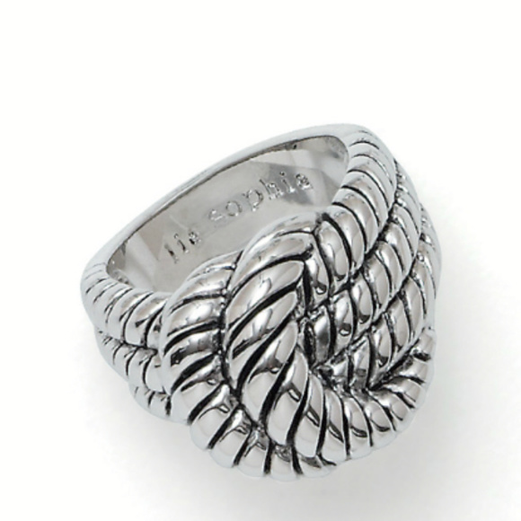 Lia Sophia Jewelry - Lia Sophia "Love Me Knot" RIng